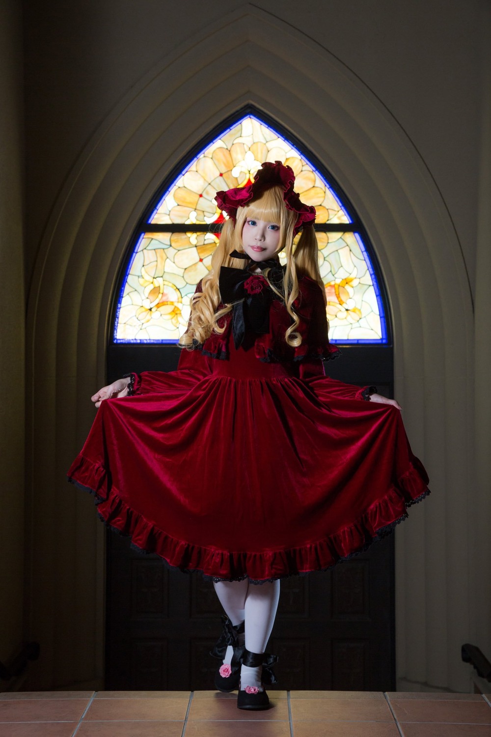 1girl blonde_hair blue_eyes bow curtsey dress flower full_body lolita_fashion long_hair looking_at_viewer pantyhose red_dress rose shinku solo standing white_legwear