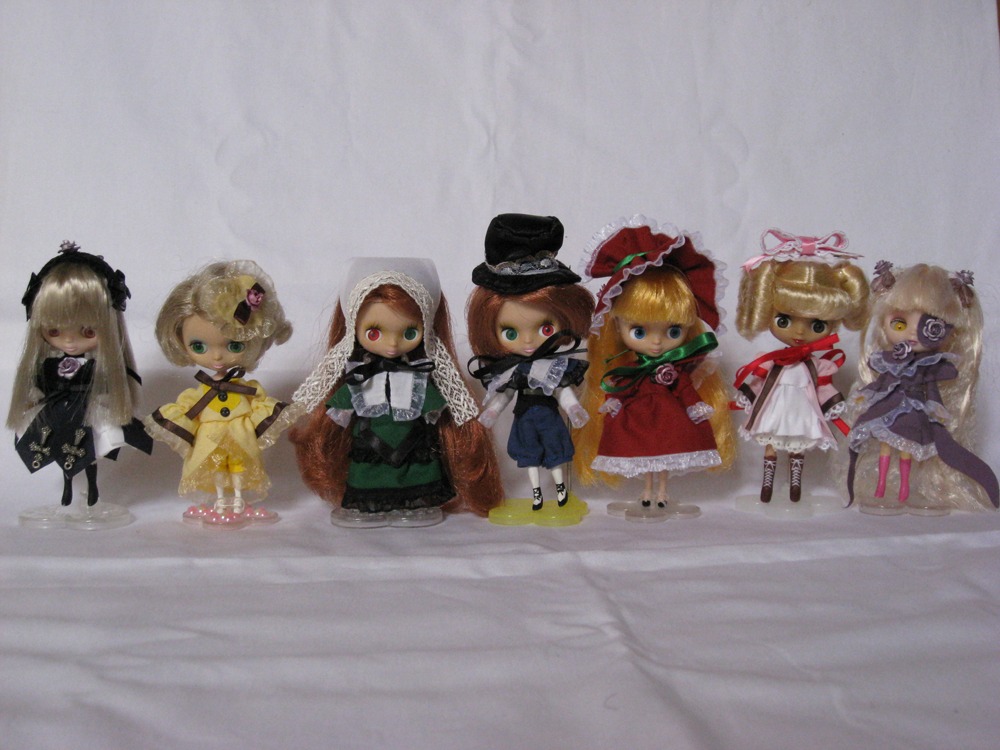 6+girls barasuishou blonde_hair blue_eyes bow brown_hair doll dress hair_ornament hat hinaichigo kanaria long_hair multiple_dolls multiple_girls shinku short_hair smile souseiseki suigintou suiseiseki tagme