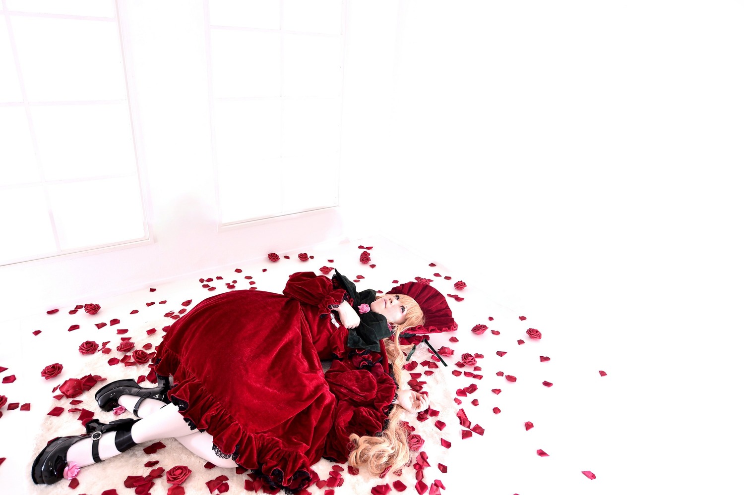 1girl blonde_hair blue_eyes dress flower frills hat long_hair lying pantyhose petals shinku solo