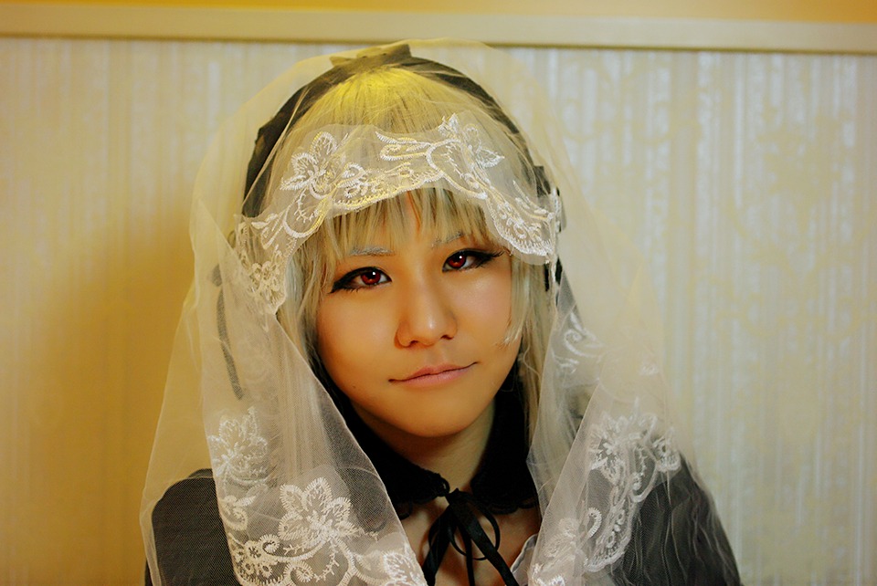 1girl altera_(fate) bangs blunt_bangs bridal_veil closed_mouth lace lace_trim lips looking_at_viewer portrait red_eyes ribbon see-through smile solo suigintou veil