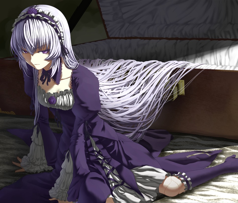 1girl arm_support bad_id bad_pixiv_id boots doll_joints dress flower frills gothic_lolita hairband image joints juliet_sleeves light_purple_hair lolita_fashion lolita_hairband long_hair long_sleeves puffy_sleeves purple_dress purple_eyes purple_flower purple_rose rose rozen_maiden serious silver_hair sitting solo suigintou suitcase tef very_long_hair wings yokozuwari