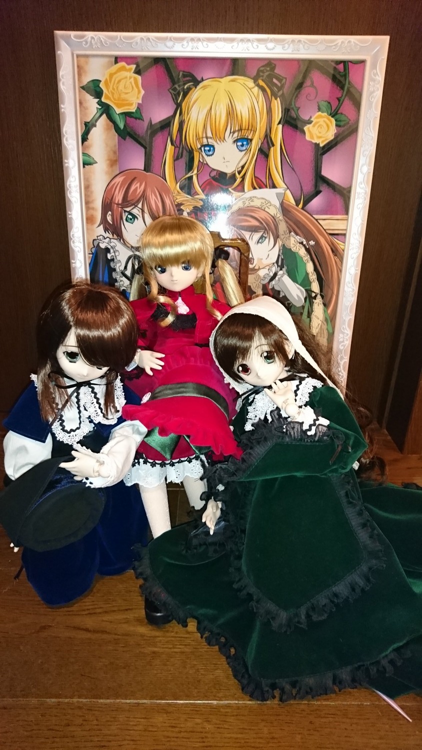6+girls blonde_hair blue_eyes bow brown_hair doll dress flower green_dress green_eyes hina_ichigo long_hair long_sleeves looking_at_viewer multiple_dolls multiple_girls ribbon rose shinku short_hair siblings sisters souseiseki suiseiseki tagme twins twintails
