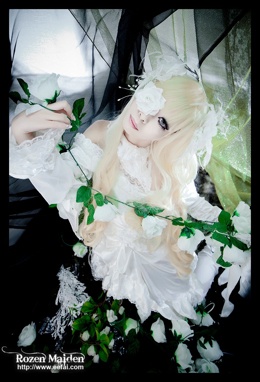 1girl auto_tagged blonde_hair blue_eyes dress flower kirakishou letterboxed lips long_hair plant solo veil white_dress wings