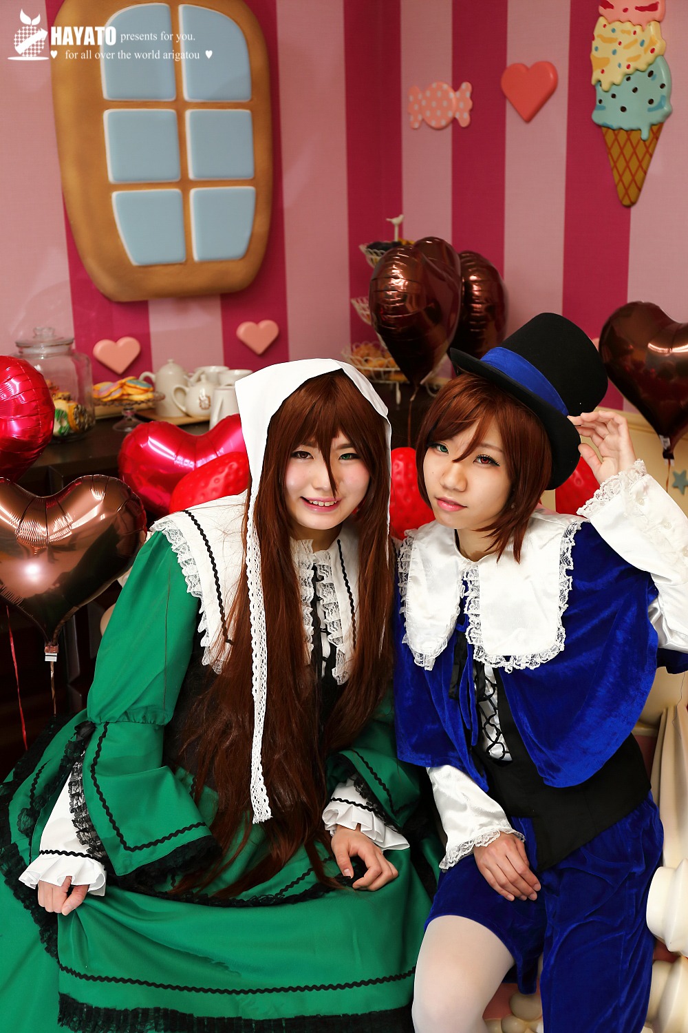 brown_hair dress food green_dress hat heart multiple_cosplay multiple_girls sitting souseiseki tagme top_hat