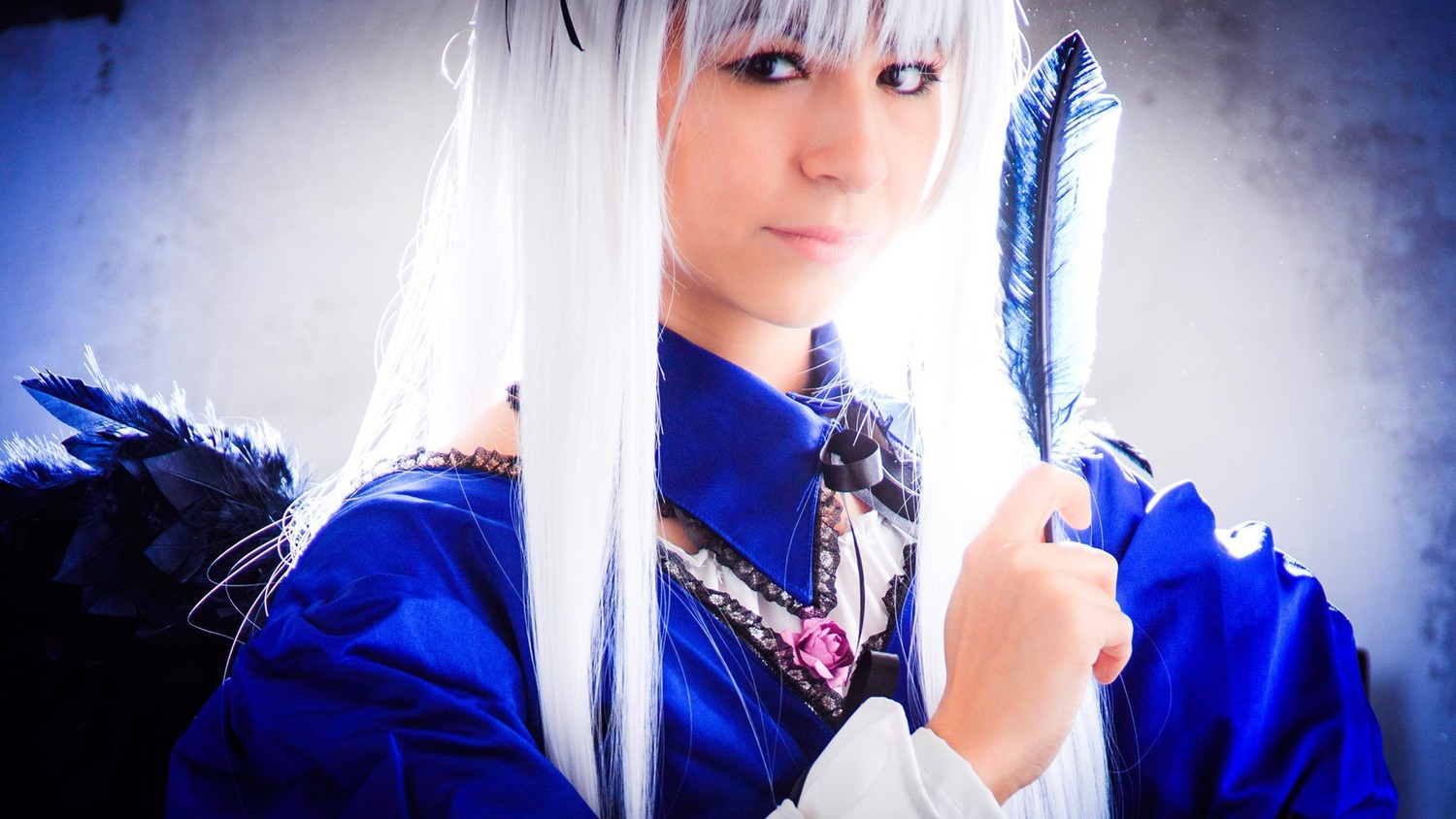 1girl auto_tagged bangs black_eyes closed_mouth dress holding jewelry lace lips long_hair long_sleeves necklace solo suigintou upper_body white_hair