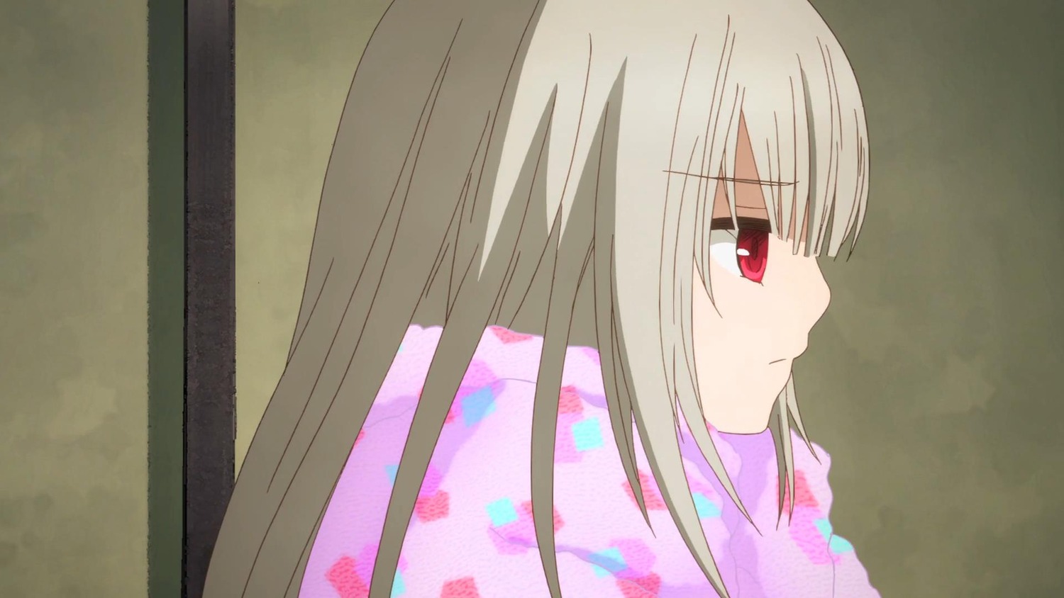 1girl bangs closed_mouth eyebrows_visible_through_hair from_side image japanese_clothes kimono long_hair profile red_eyes solo suigintou