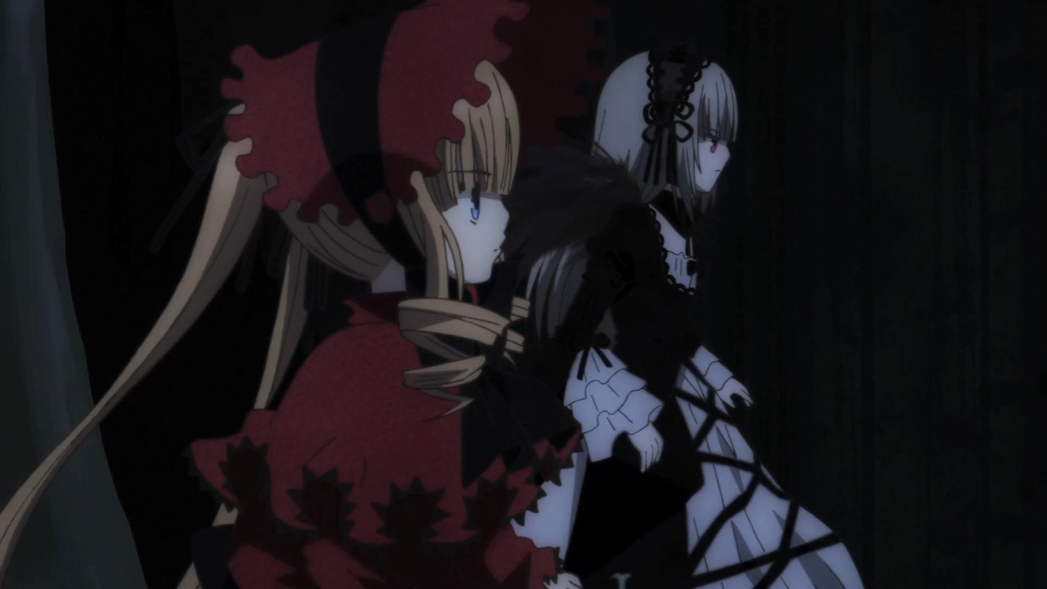 2girls blonde_hair blue_eyes bonnet bow dress frills image long_hair long_sleeves multiple_girls pair pink_bow red_dress shinku silver_hair suigintou twintails
