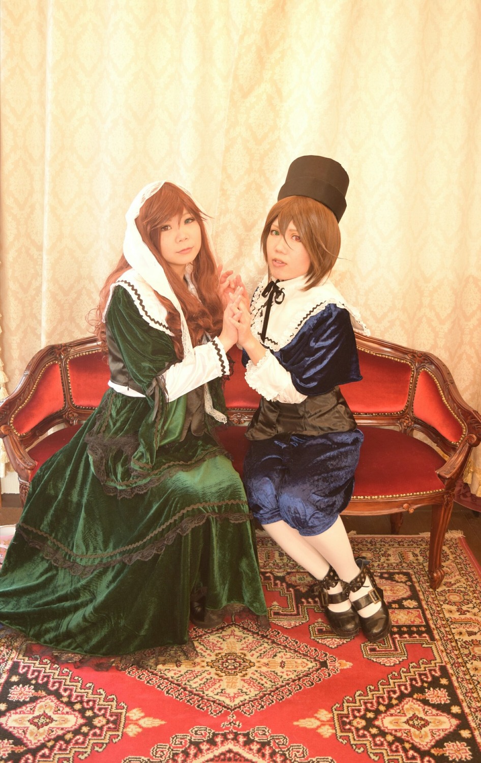 2girls brown_hair dress hat holding_hands multiple_cosplay multiple_girls sitting souseiseki striped tagme