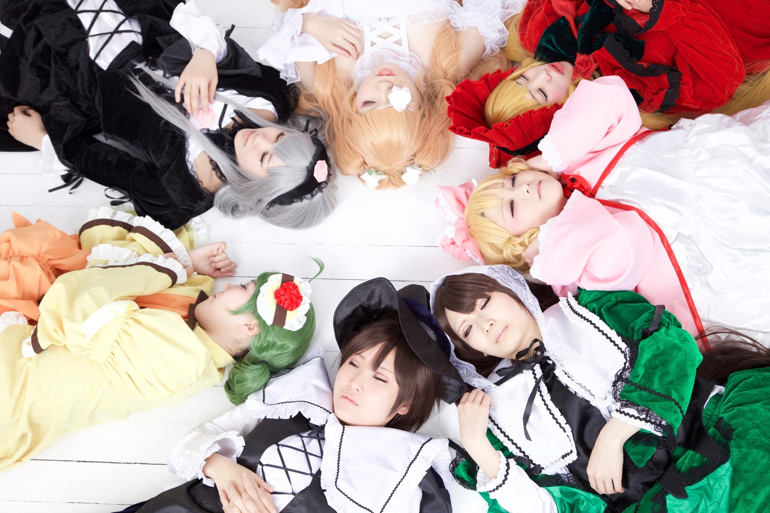 4girls 6+girls 91076 blonde_hair bow brown_hair closed_eyes dress flower hair_ornament hat long_hair mini_hat mini_top_hat multiple_boys multiple_cosplay multiple_girls silver_hair sleeping suiseiseki tagme top_hat