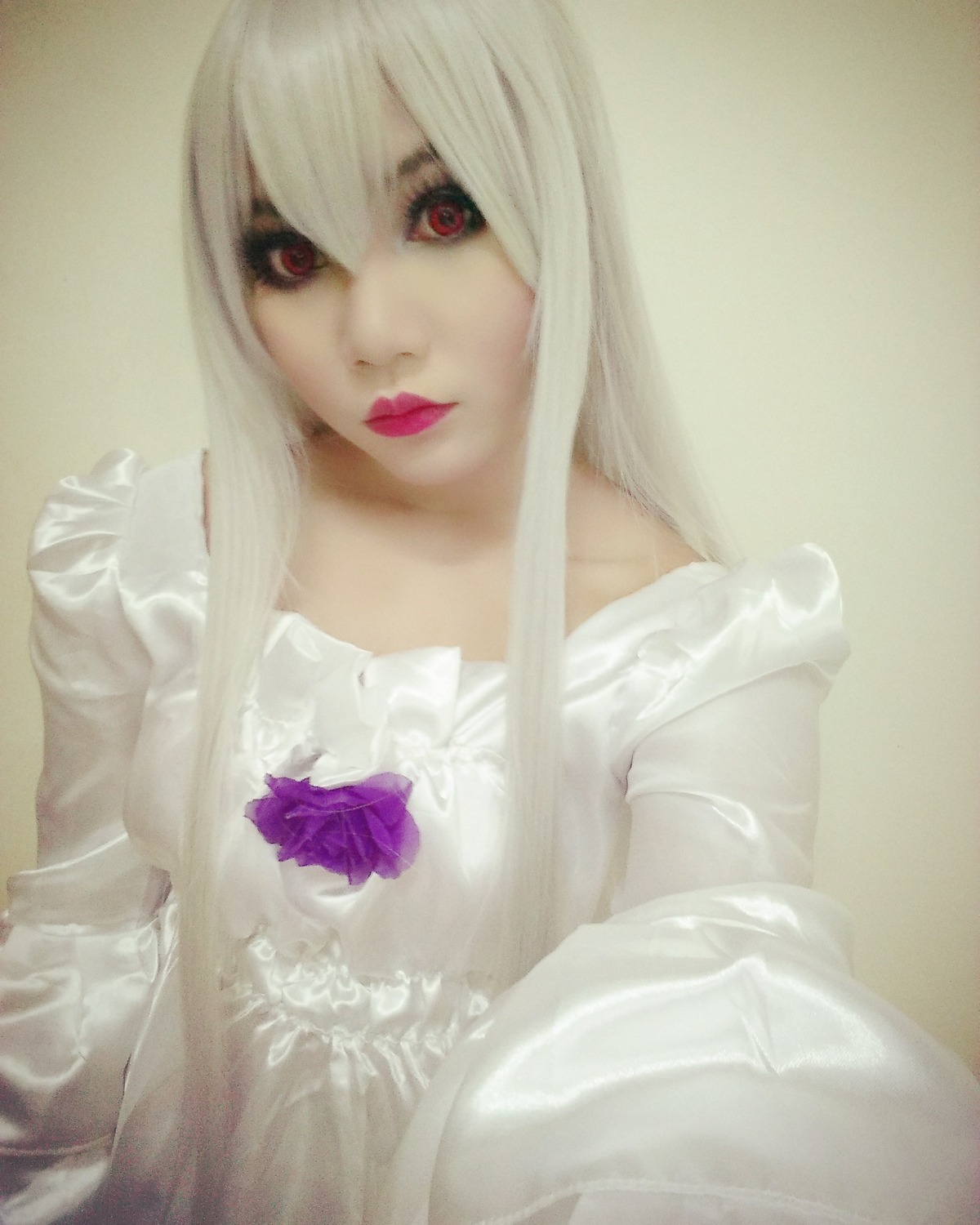 1girl albino flower lips long_hair red_eyes rose solo suigintou tongue white_hair