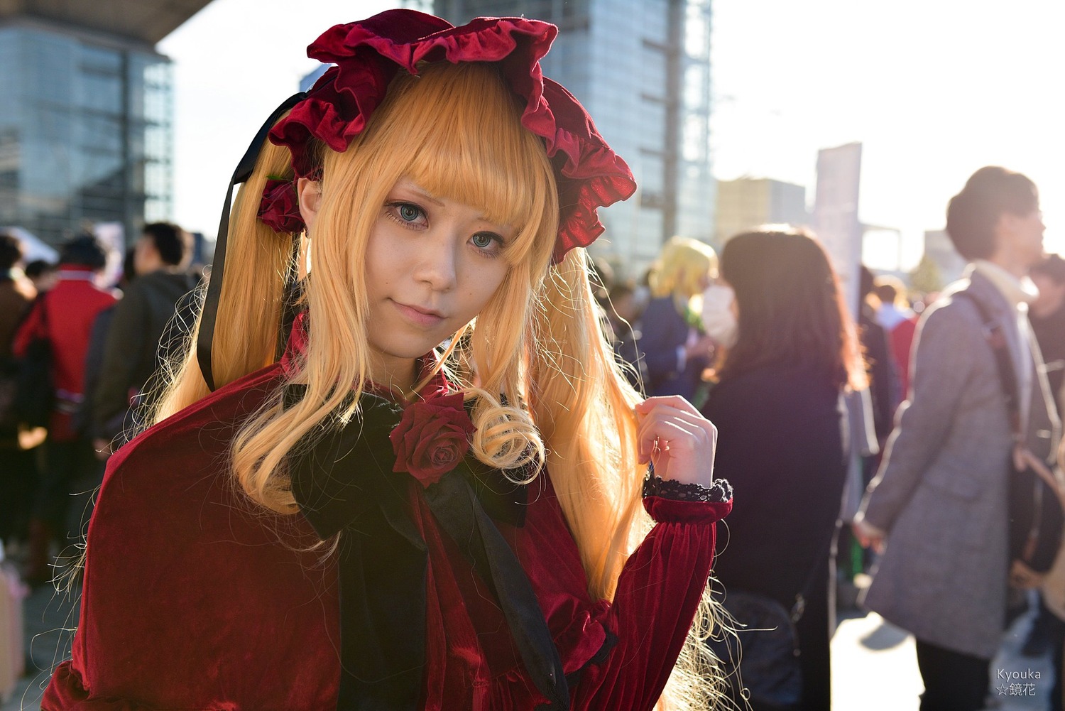 1girl 6+boys artist_name bangs blonde_hair blurry blurry_background city crowd day depth_of_field flower hat lips long_hair looking_at_viewer multiple_boys multiple_girls outdoors photo realistic rose shinku signature smile solo solo_focus