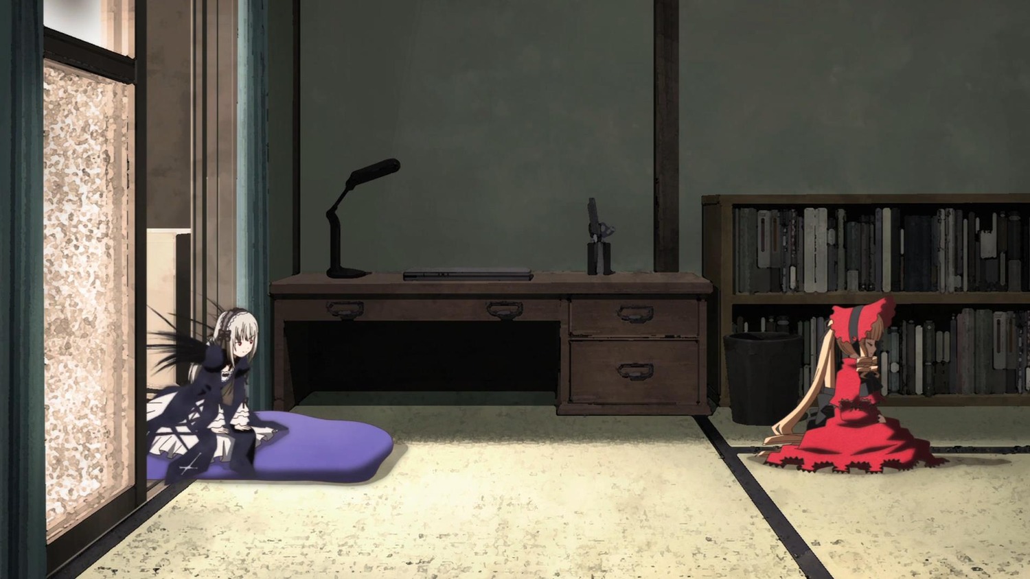 2girls blonde_hair dress gun image indoors multiple_girls pair shinku silver_hair sitting suigintou weapon wings