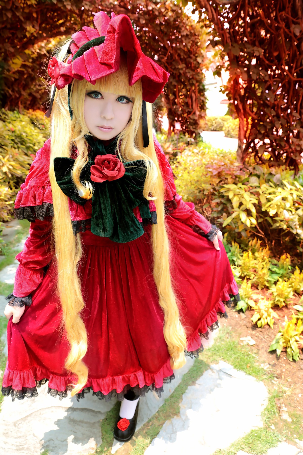 1girl blonde_hair blue_eyes bonnet bow dress flower long_hair long_sleeves looking_at_viewer mary_janes pantyhose red_dress rose shinku shoes solo standing white_legwear