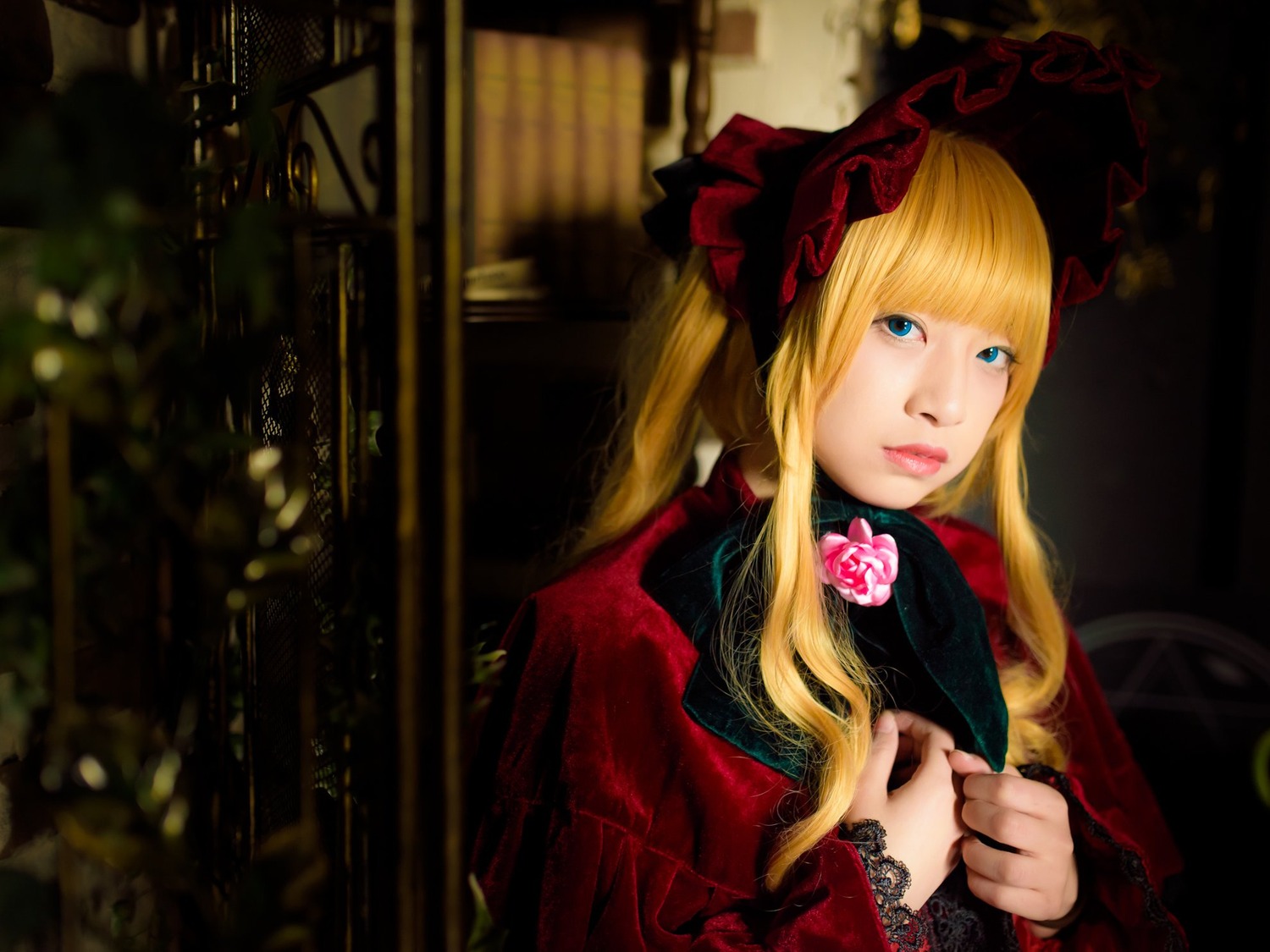 1girl artist_name bangs blonde_hair blue_eyes blurry blurry_background bonnet depth_of_field flower lips long_hair looking_at_viewer outdoors realistic rose shinku solo twintails upper_body