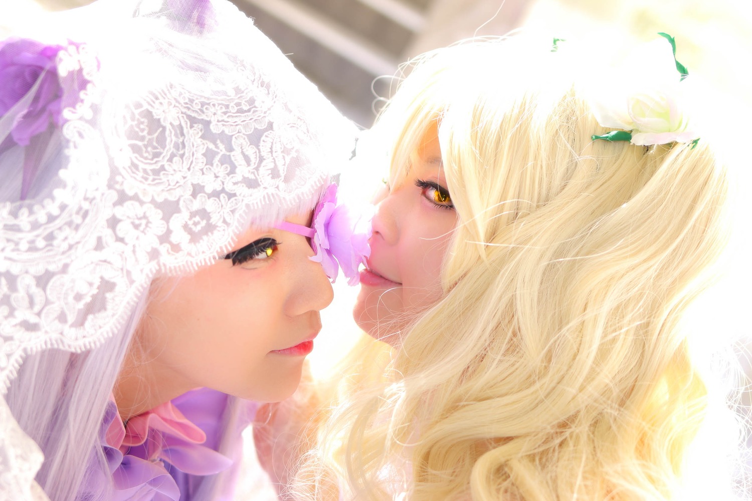 2girls 91076 animal_ears bangs dark_skin eyelashes hair_ornament lips long_hair looking_at_viewer multiple_cosplay multiple_girls pink_hair profile siblings sisters tagme white_hair yellow_eyes