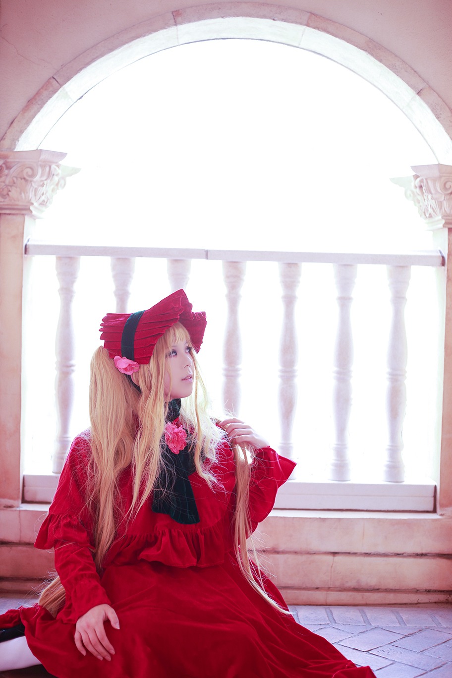 1girl auto_tagged blonde_hair blue_eyes bonnet bow dress hat long_hair red_dress shinku sitting solo striped