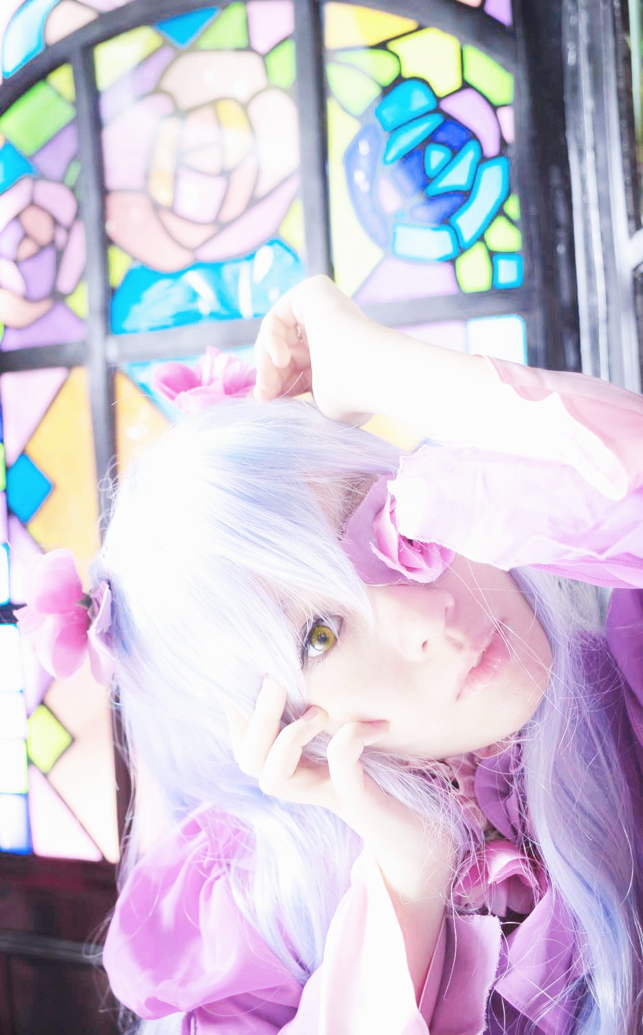 1boy bangs barasuishou blurry blurry_foreground depth_of_field fingernails flower lips long_hair looking_at_viewer lying solo white_hair yellow_eyes