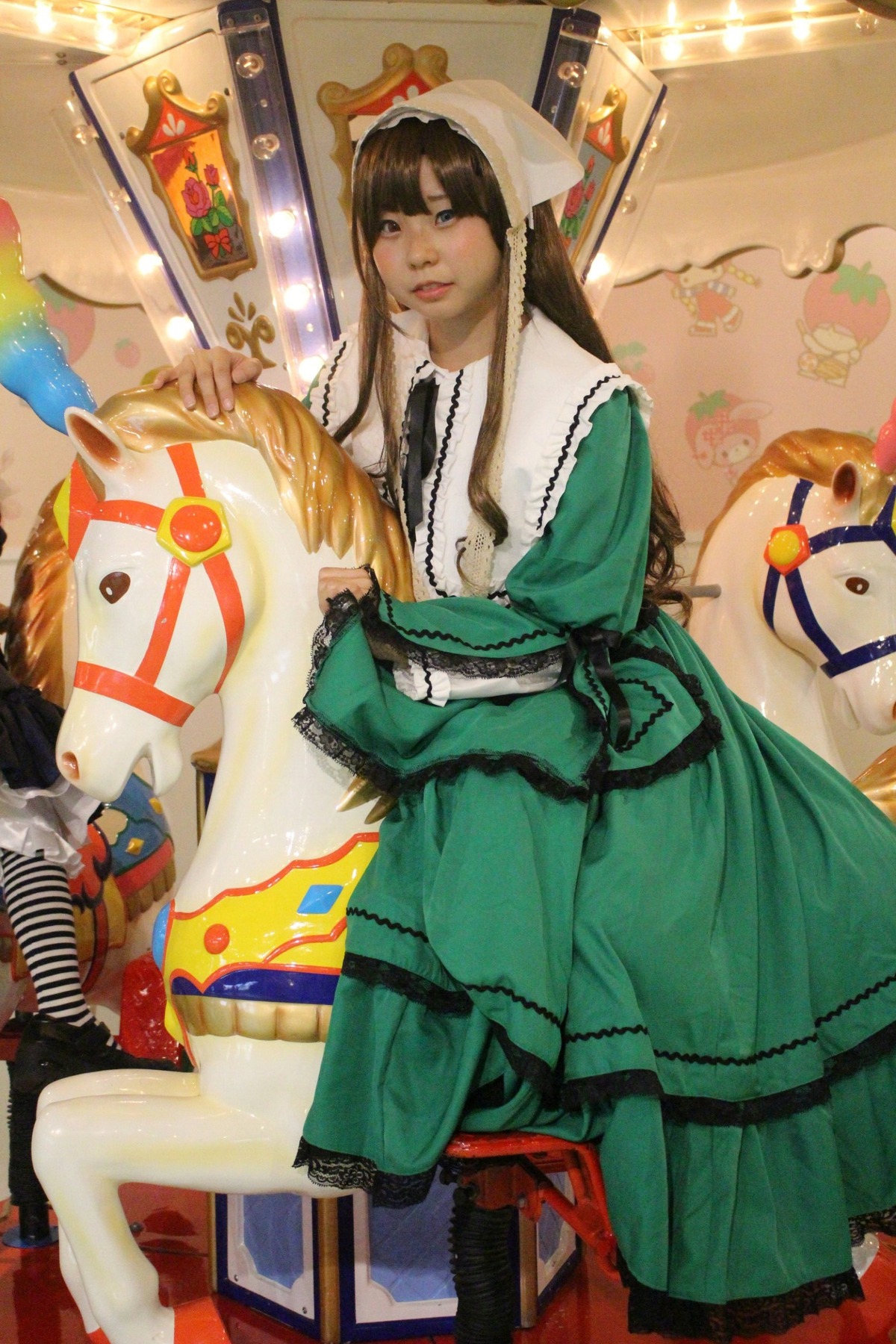 1girl bangs black_hair dress green_dress indoors long_hair solo suiseiseki wide_sleeves